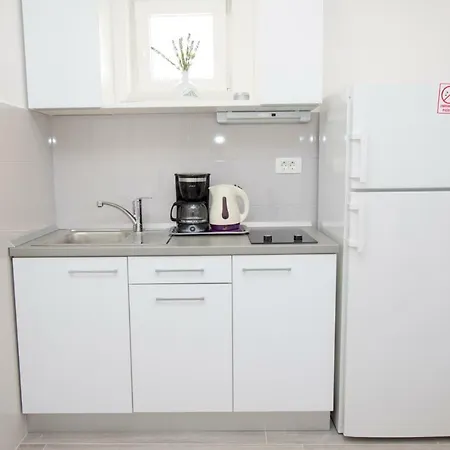 Marija Cizmic Apartman *